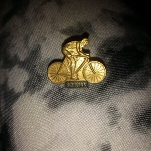 Vintage Schwinn Gold Toned Cyclist Badge Pin